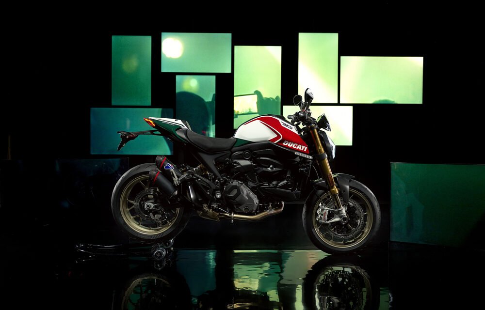 Moto Ducati Monster Edição Especial