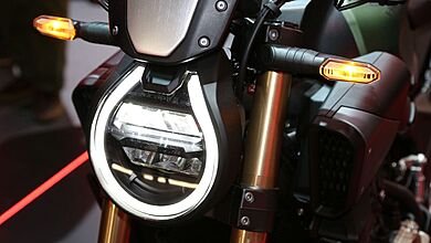 Honda CB-650R 2025 E-Clutch