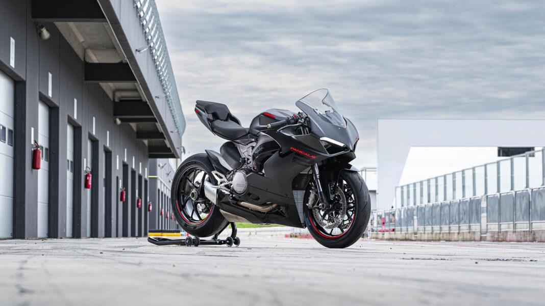 Ducati Panigale V2 Black