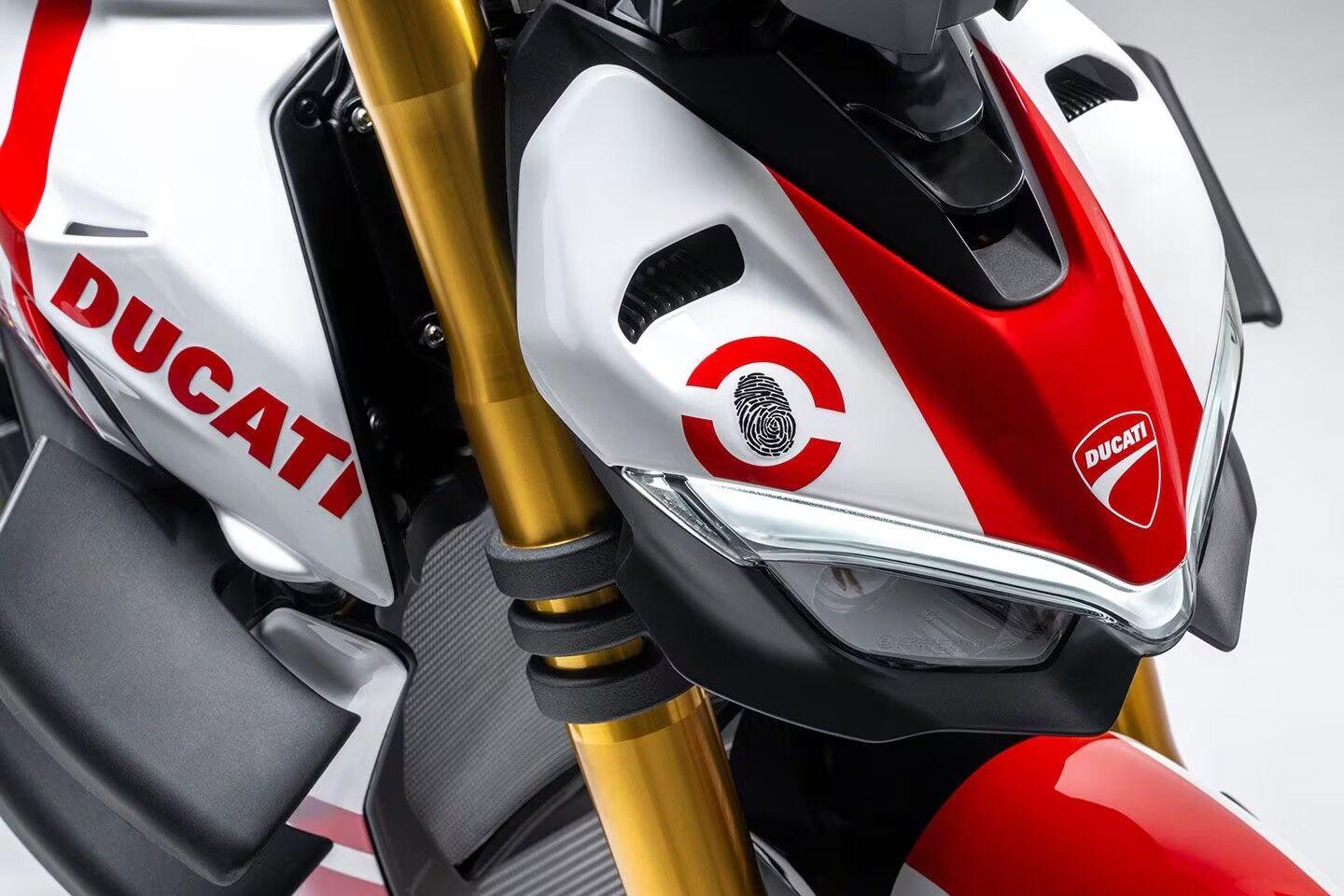 Ducati Streetfighter V4S Supreme