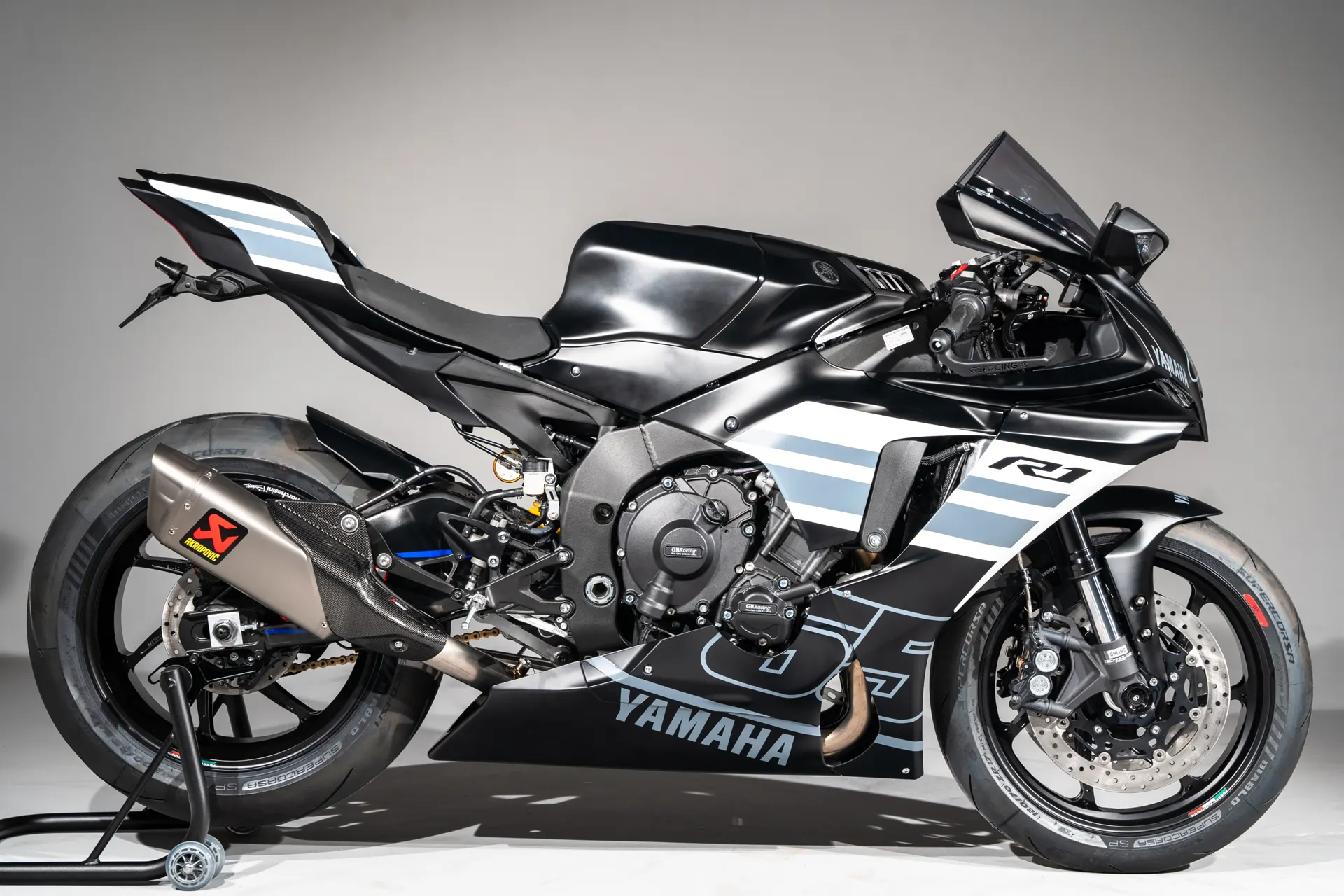 Nova Yamaha R1 GYTR 2025