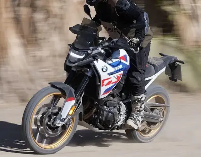 Bmw f 900 gs rally