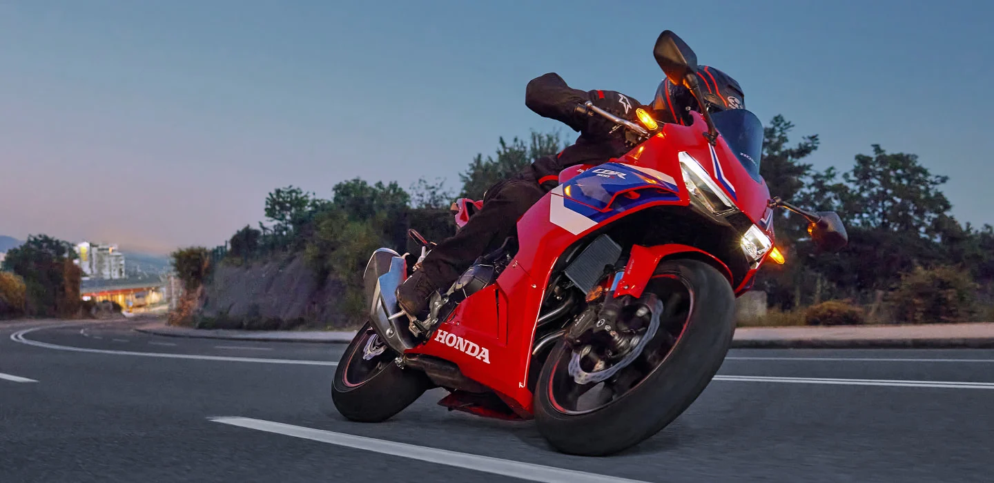 Nova honda cbr400r four: contagem regressiva! Nova honda cbr400r four: contagem regressiva!