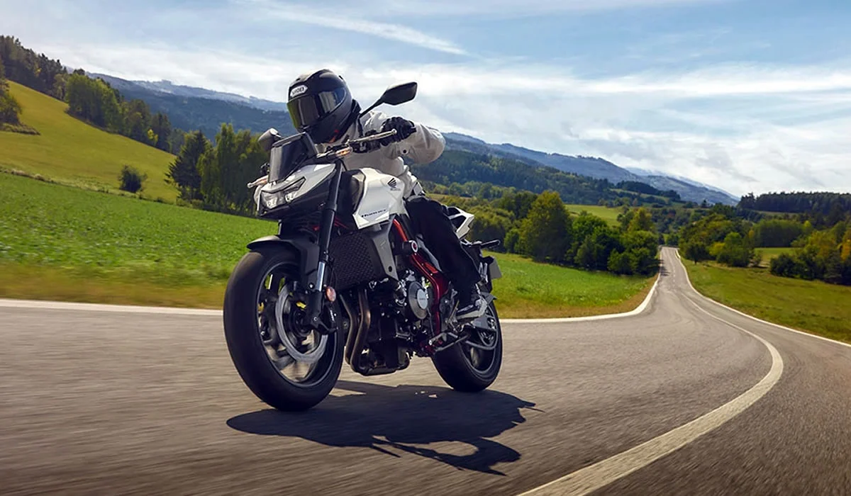 Nova honda cb 750 hornet no brasil